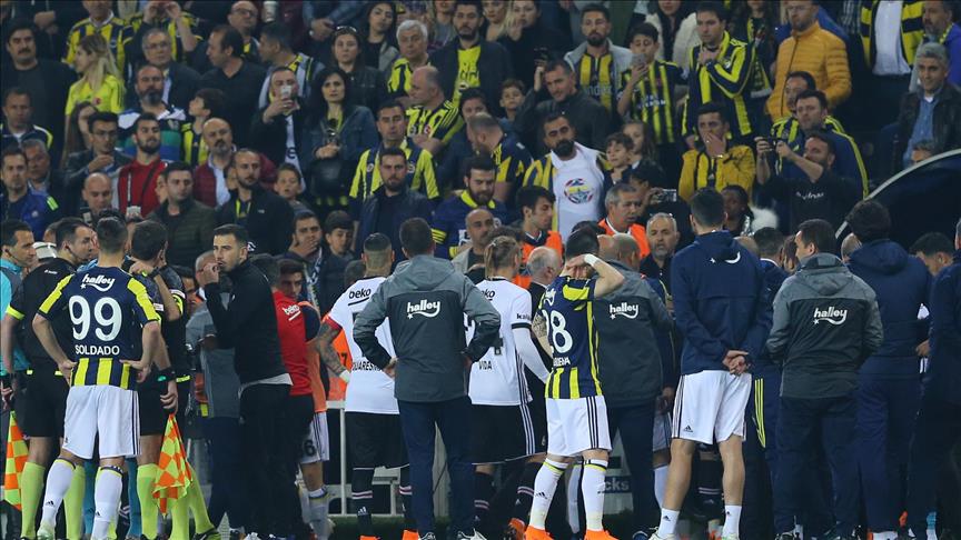 Parmağınızı kol veya bacağa nasıl kıracağınıza ilişkin ayrıntılar Parmağınızı kol veya bacağa nasıl kıracağınıza ilişkin ayrıntılar